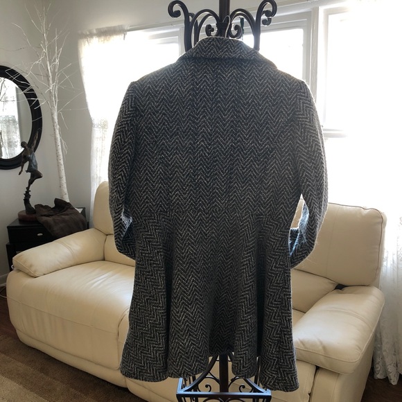 Gorgeous Tweed Coat by Liz Claiborne size Xl - Picture 4 of 6